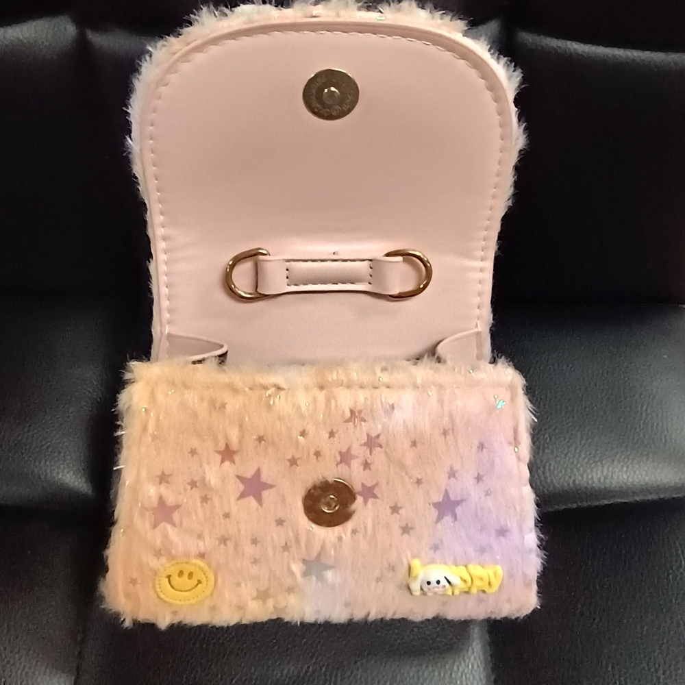 HOST PICK NWOT CINNAROLL Faux Fur Mini Purse - Picture 5 of 9